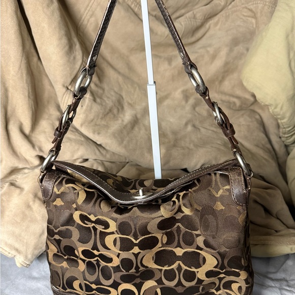 Coach Chelsea Signature Hobo Shoulder Bag – Brown (Style G06J-10143) - Picture 3 of 12